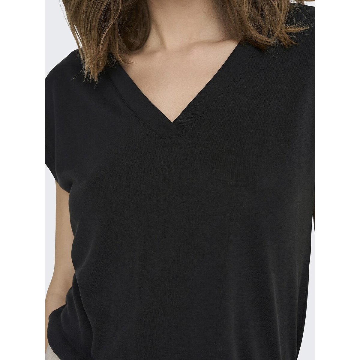 T-shirt met korte mouwen en V-hals zwart, ONLY