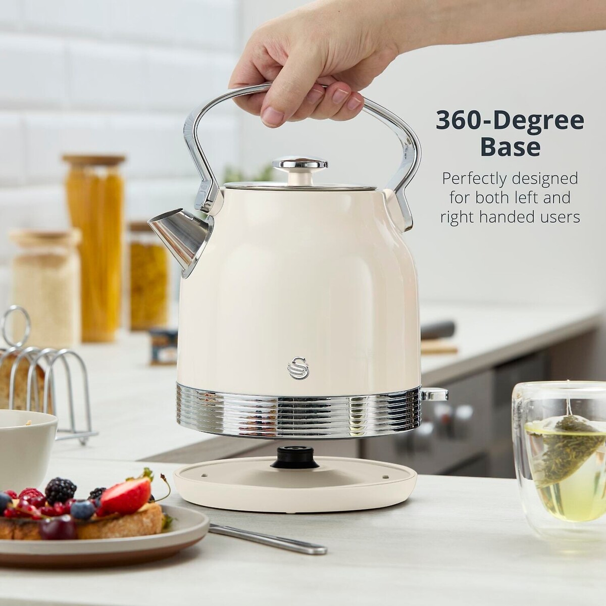 RetroRevive 1.7L Traditional kettle cream, SWAN