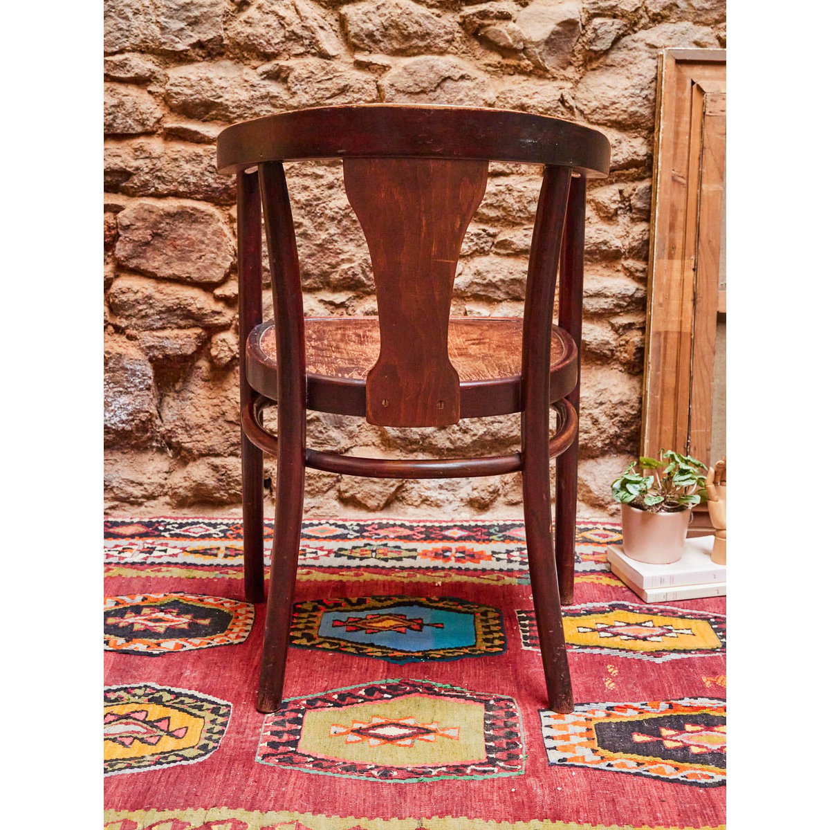 Fauteuil en bois Thonet Ernest N°811 - Bon état bois foncé, DEBONGOUT