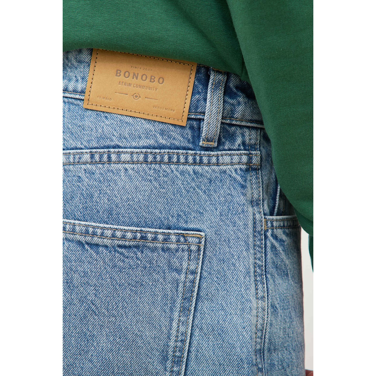 Jeans large longueur 34 en coton denim bleach, BONOBO
