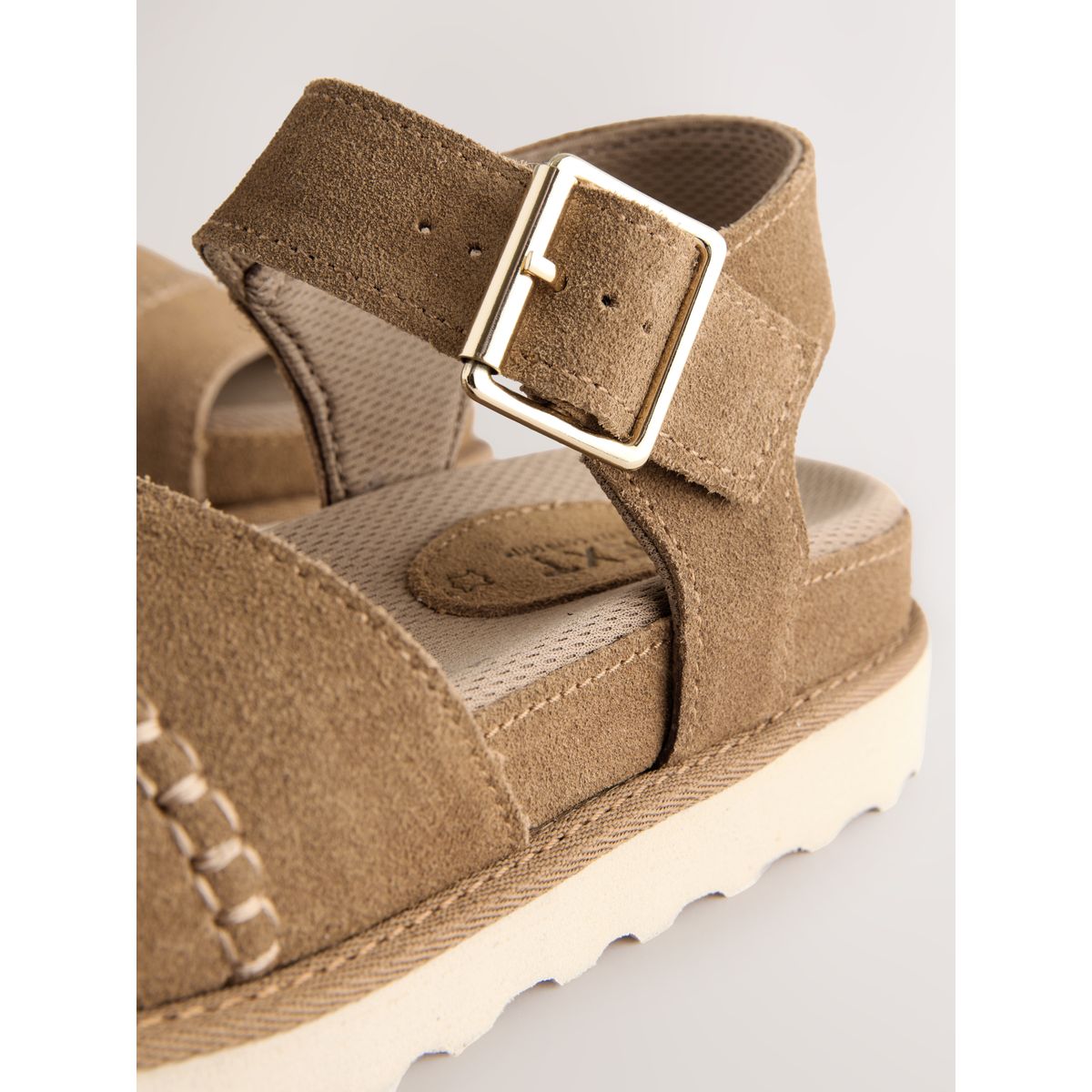 Sandales en cuir à plateforme et bout rond marron fauve, NEXT