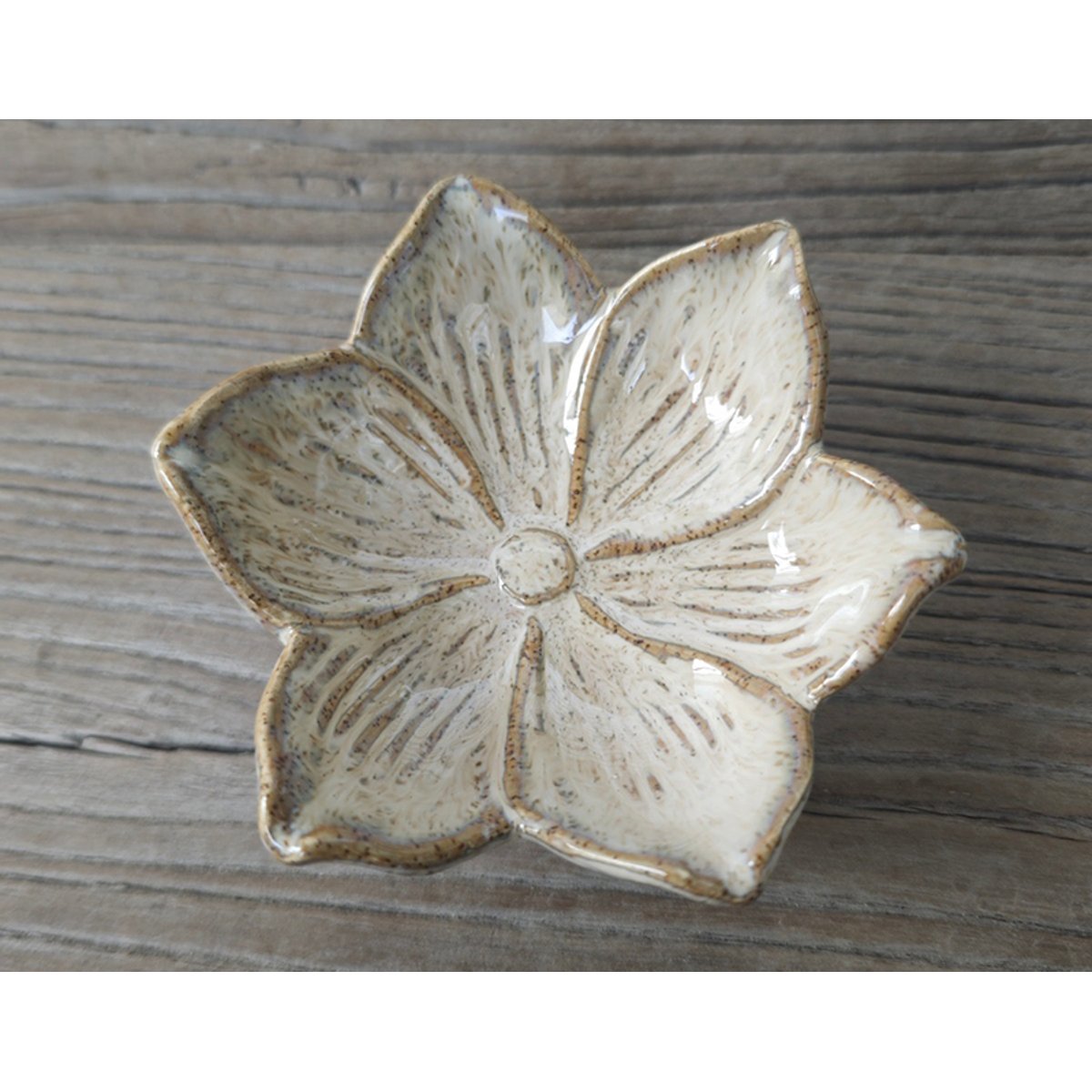 Coupelle céramique fleur 10x9x4cm beige, EMDE