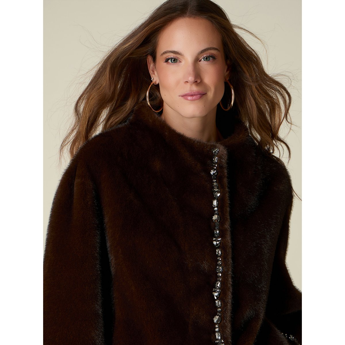 Cape avec broderie bijou marron, OLTRE