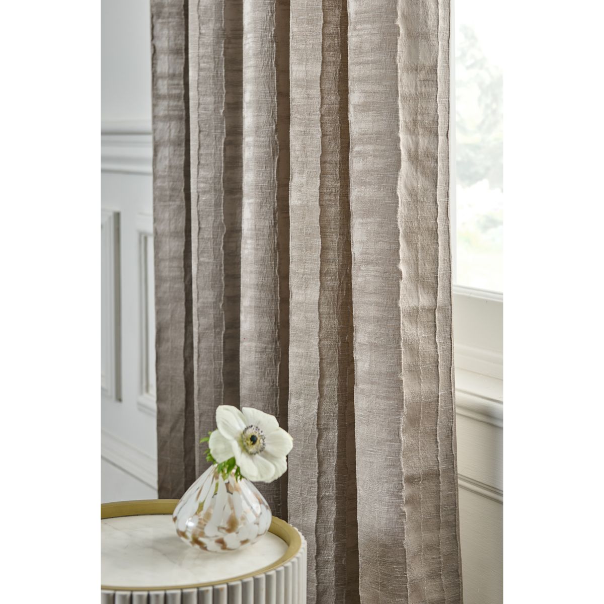 Rideaux doublés à œillets collection luxe mink/naturel, NEXT