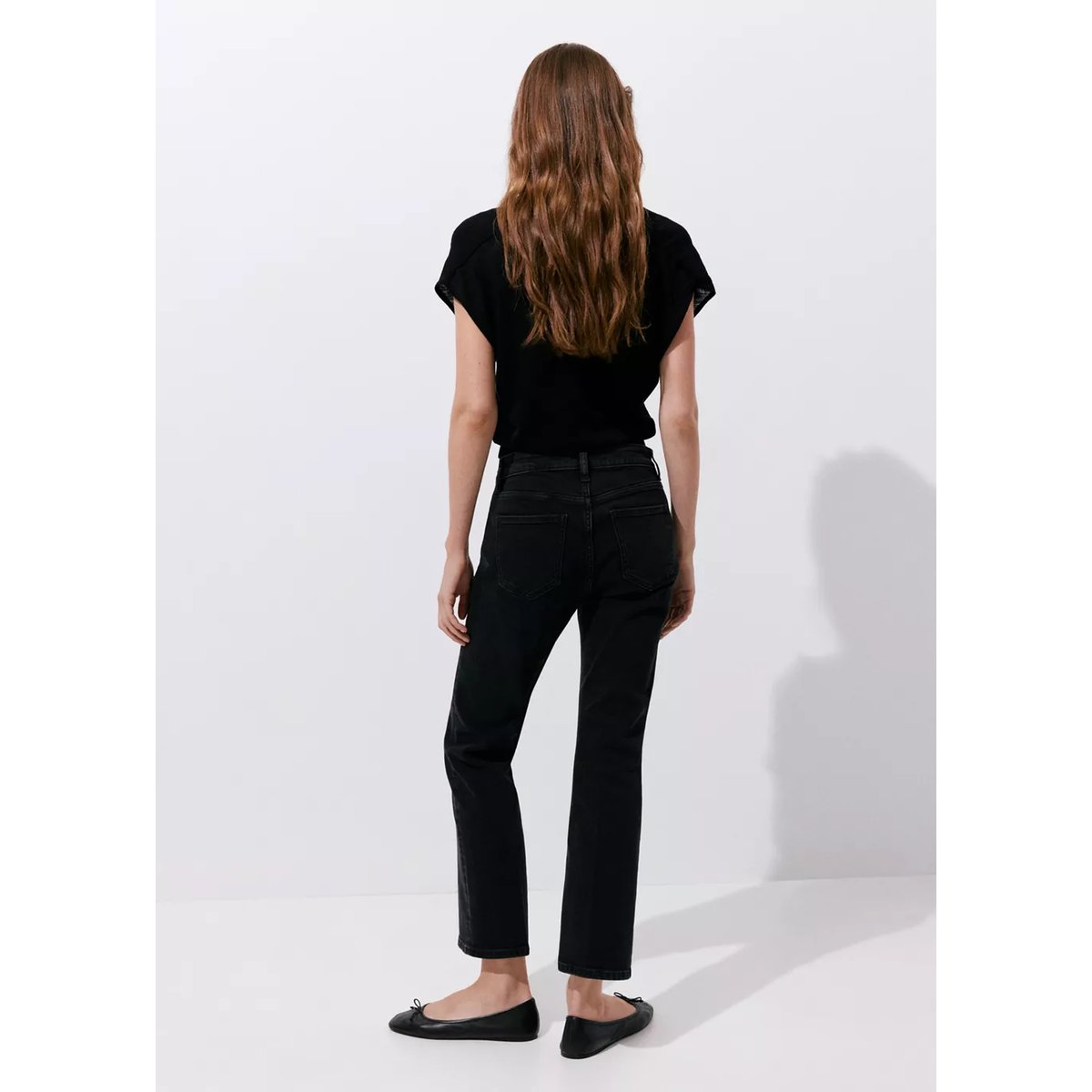 Jean Sienna flare crop black denim, MANGO
