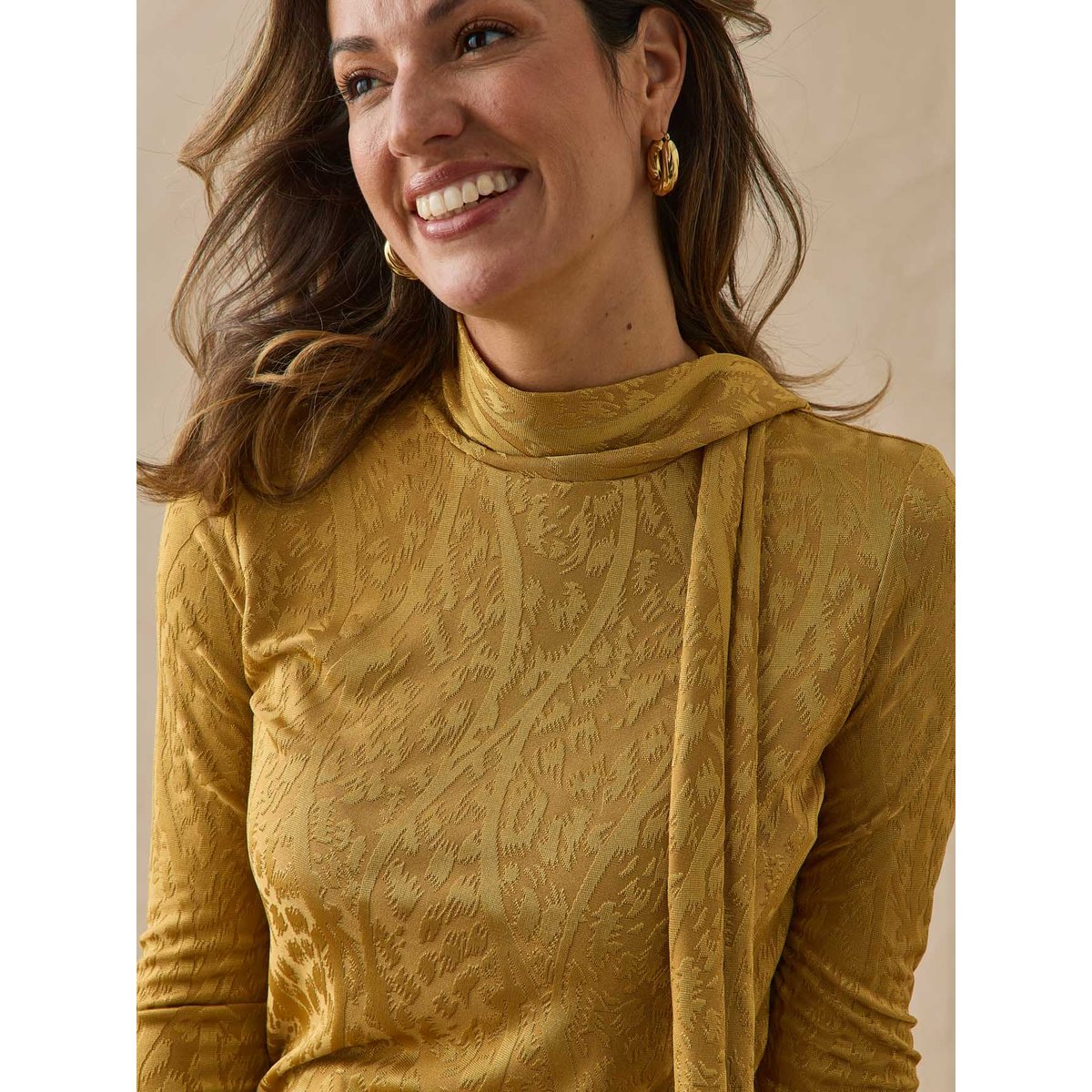 Tee-shirt avec lavallière doré, DAXON
