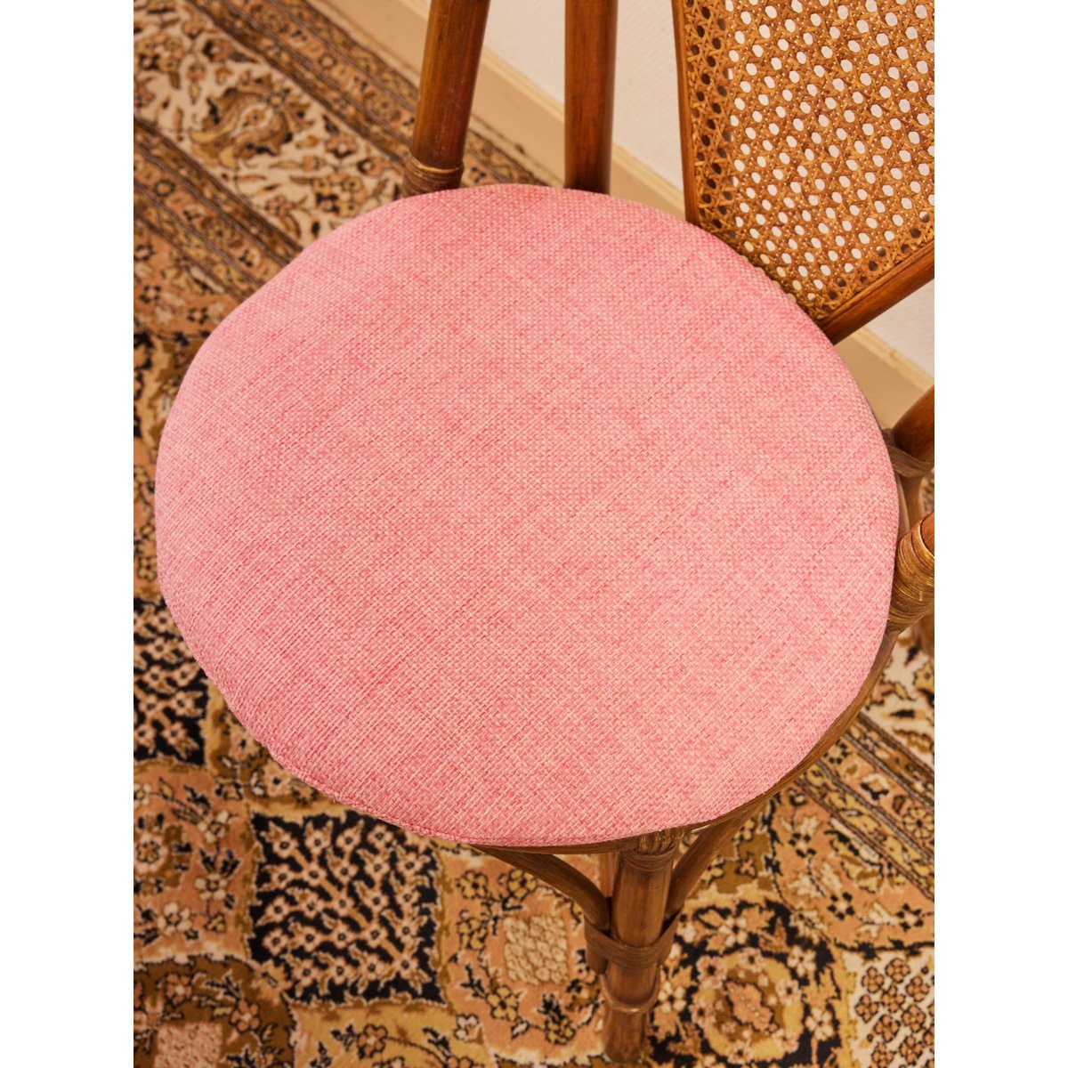 Lot de 3 chaises et 1 fauteuil en rotin Claude N°1584 - Bon état bois foncé, DEBONGOUT