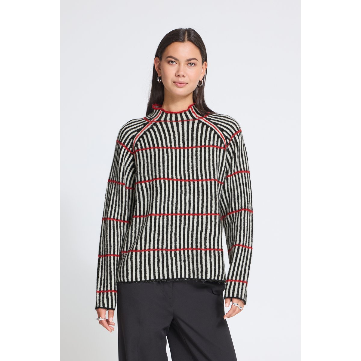 Á manches longues noir blanc rouge black white salsa stripe, ICHI