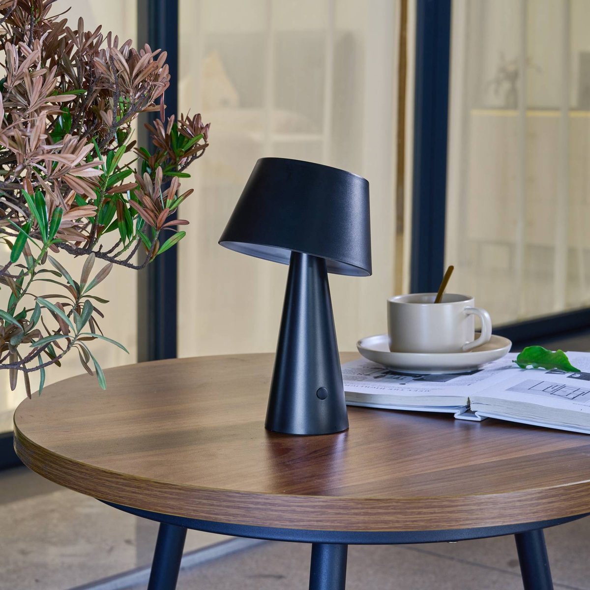 Lampe solaire moderneLED, Lirinor noir, LINDBY