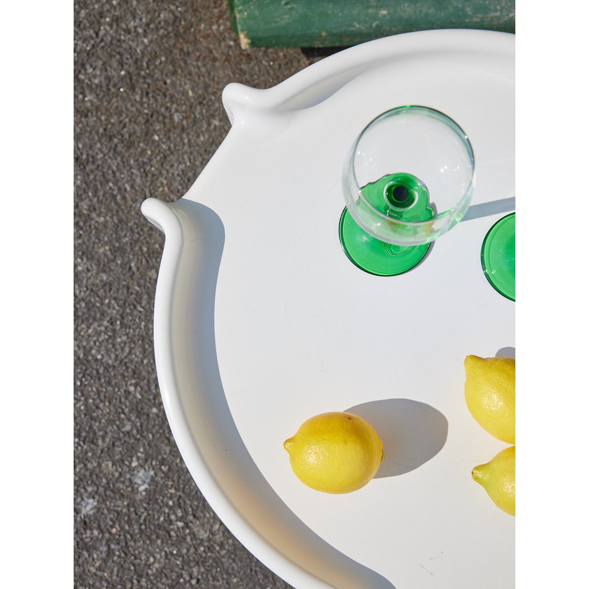 Table basse design blanche Donna N°1088 - Bon état blanc, DEBONGOUT