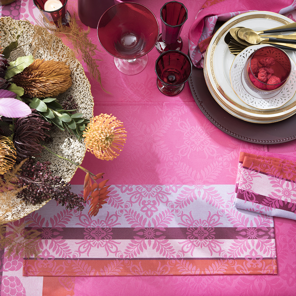 Set de table enduit en Coton, MUMBAI ENDUIT fuchsia, LE JACQUARD FRANCAIS