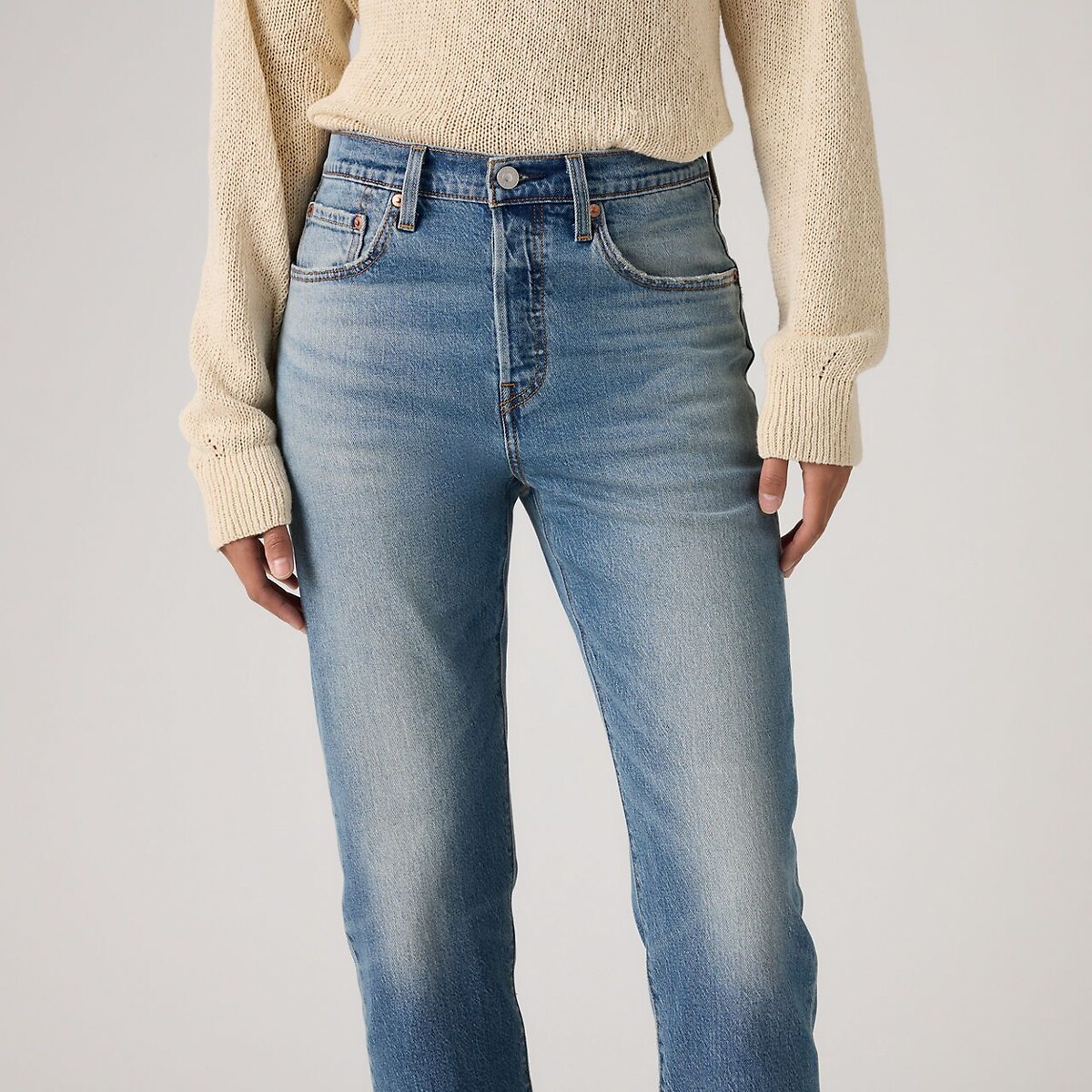 Jean 501® CROP LIGHTWEIGHT roaming on two, LEVI'S