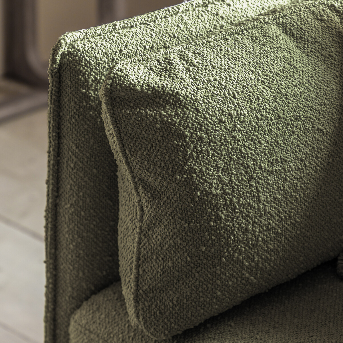 Ashar Mid-Century Boucle 3-Seater Sofa with Black Metal Legs green, ÉDITÉ