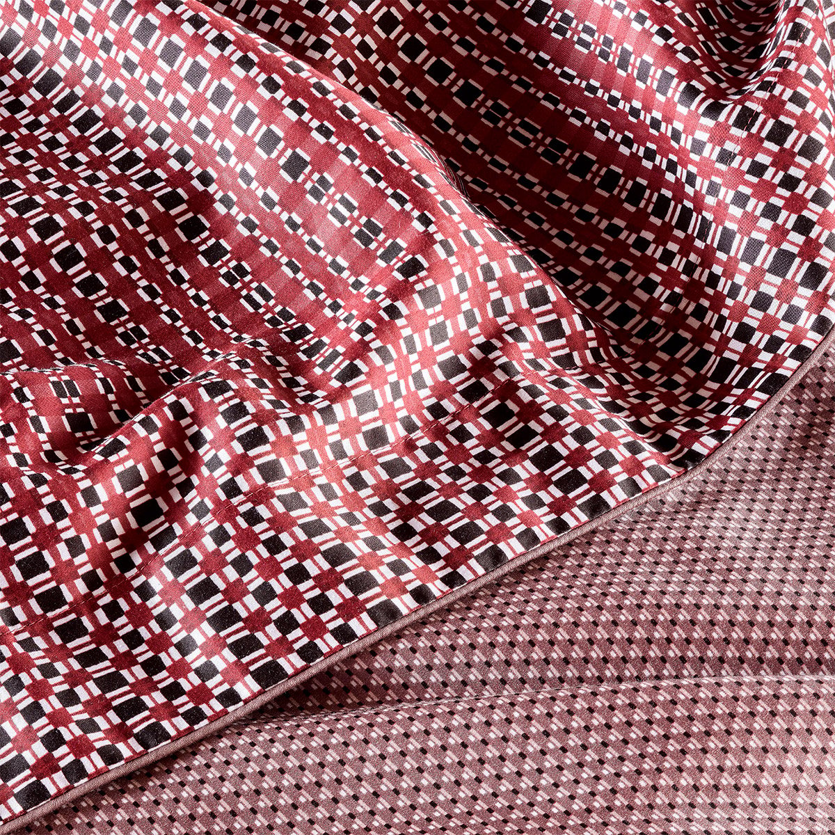 Drap plat en satin de coton rouge, VASSILY a motif, BOSS HOME