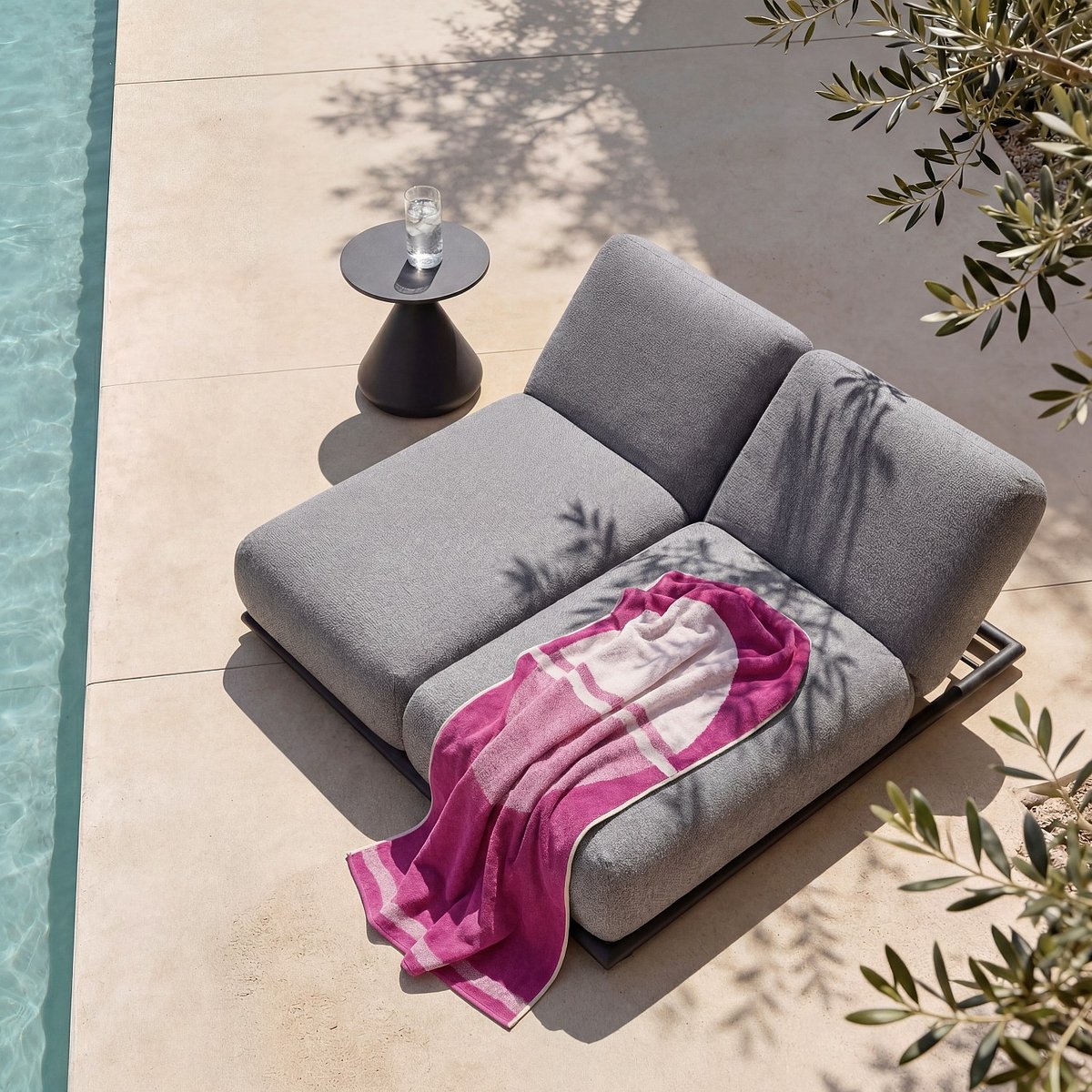 Table basse de jardin en aluminium MARIPA gris anthracite, HABITAT