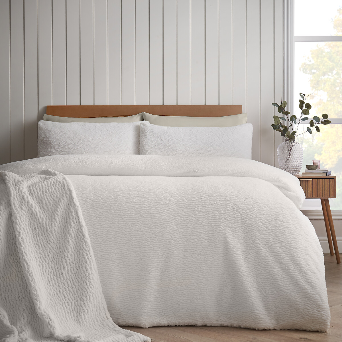 Textu Wave Faux Fur Duvet Cover Set cream, CATHERINE LANSFIELD