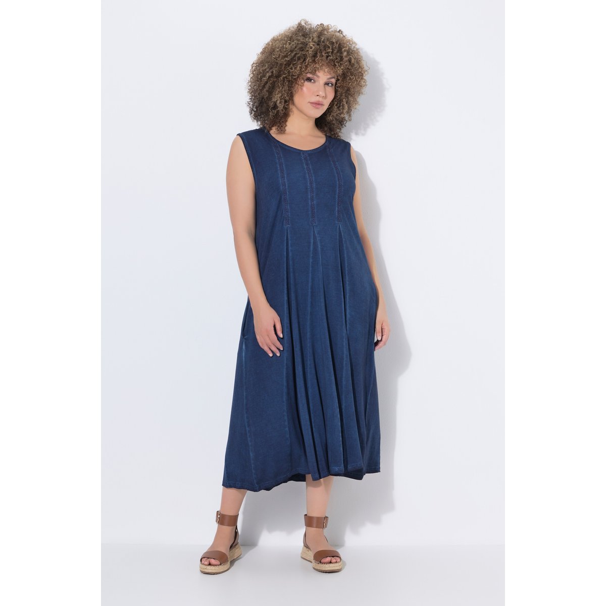Robe midi sans manches bleu encre, ULLA POPKEN