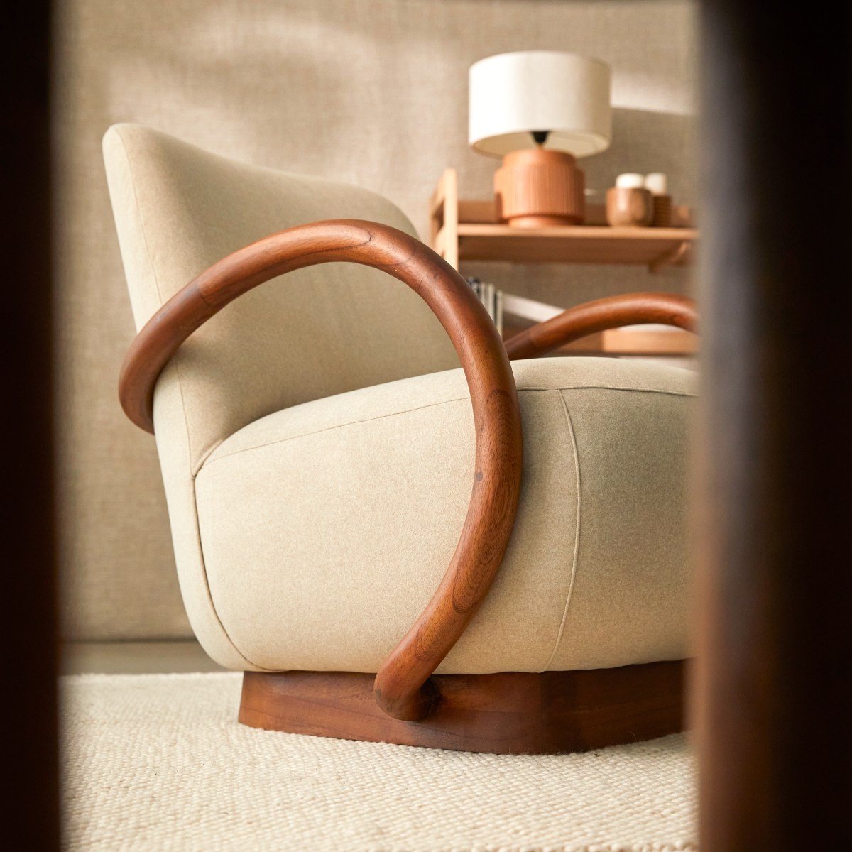 Fauteuil en Tissu massif, TERESA beige, TIKAMOON