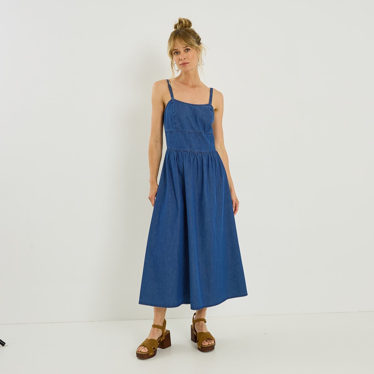 Robe longue en jean à bretelles fines bleu stone, GRAIN DE MALICE