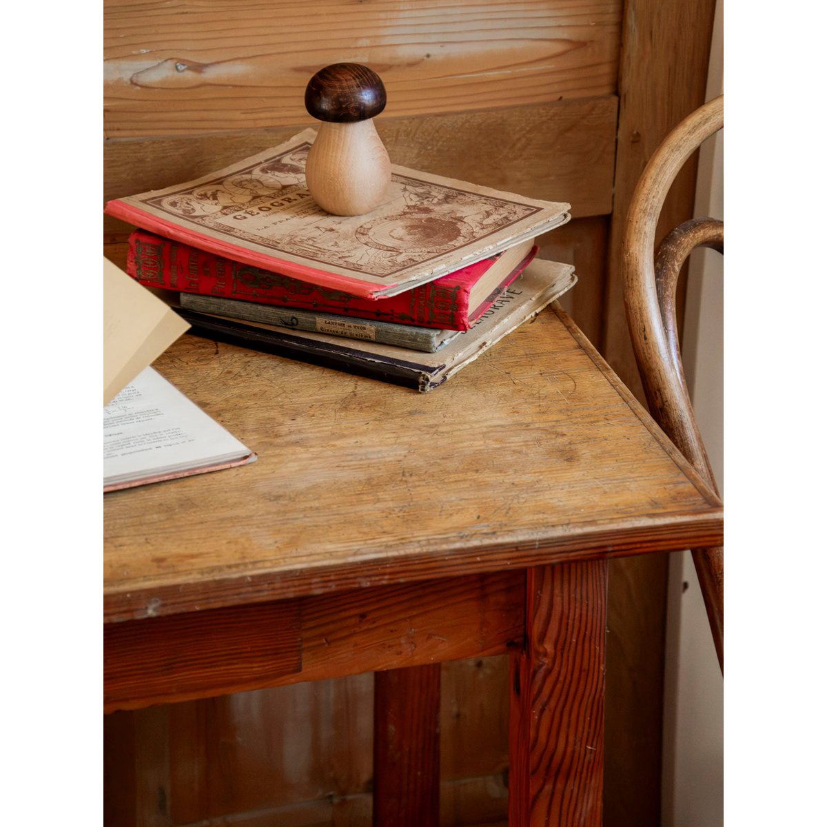 Joli bureau en bois brut Edouard N°1114 - Bon état bois clair, DEBONGOUT
