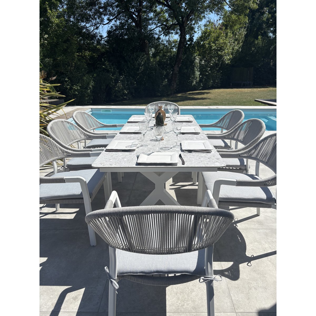 Ensemble repas de jardin 8 places ABELLA blanc, REMARQUABLE