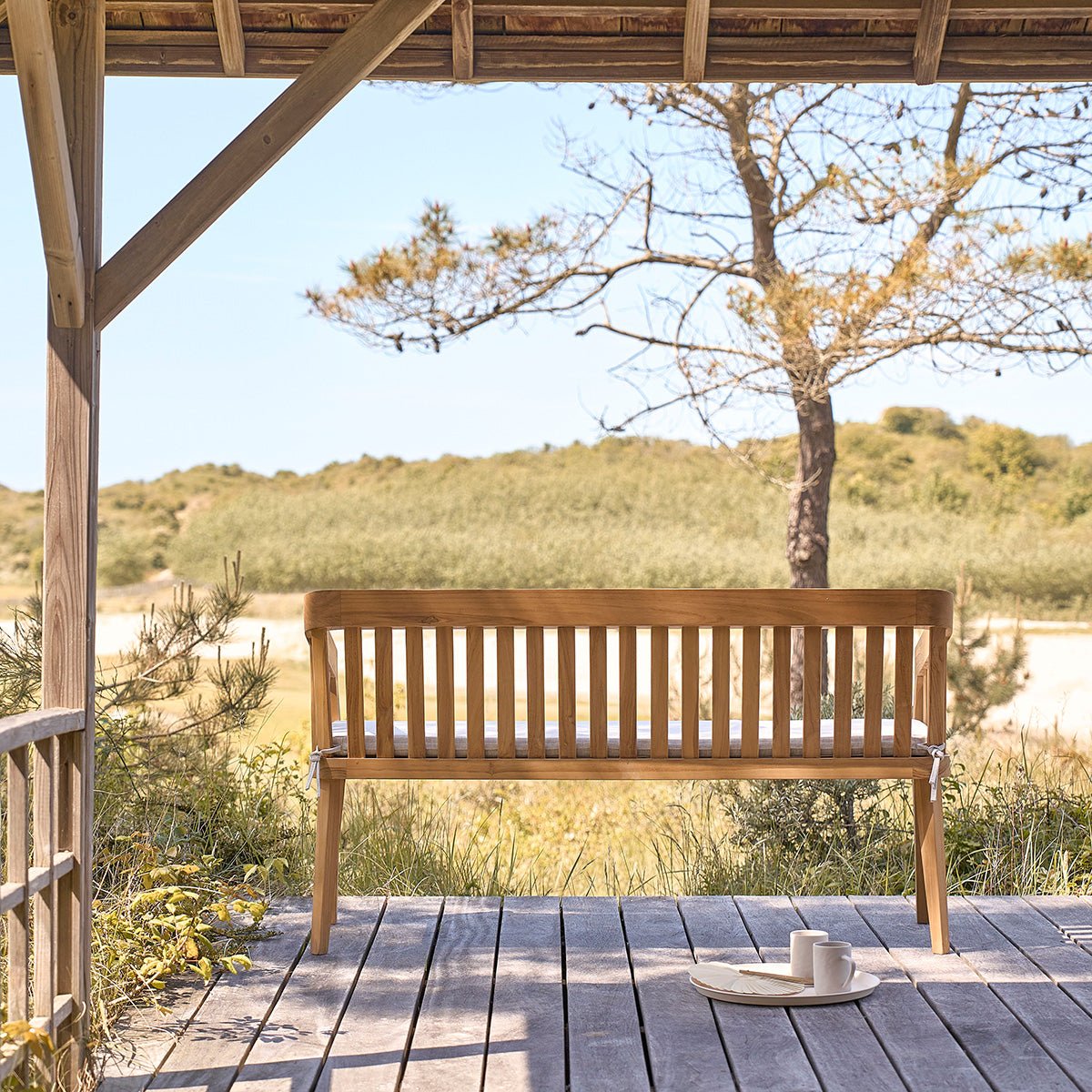 Banc de jardin en teck massif arrondi 3 places BARI naturel, BERAH GETAH