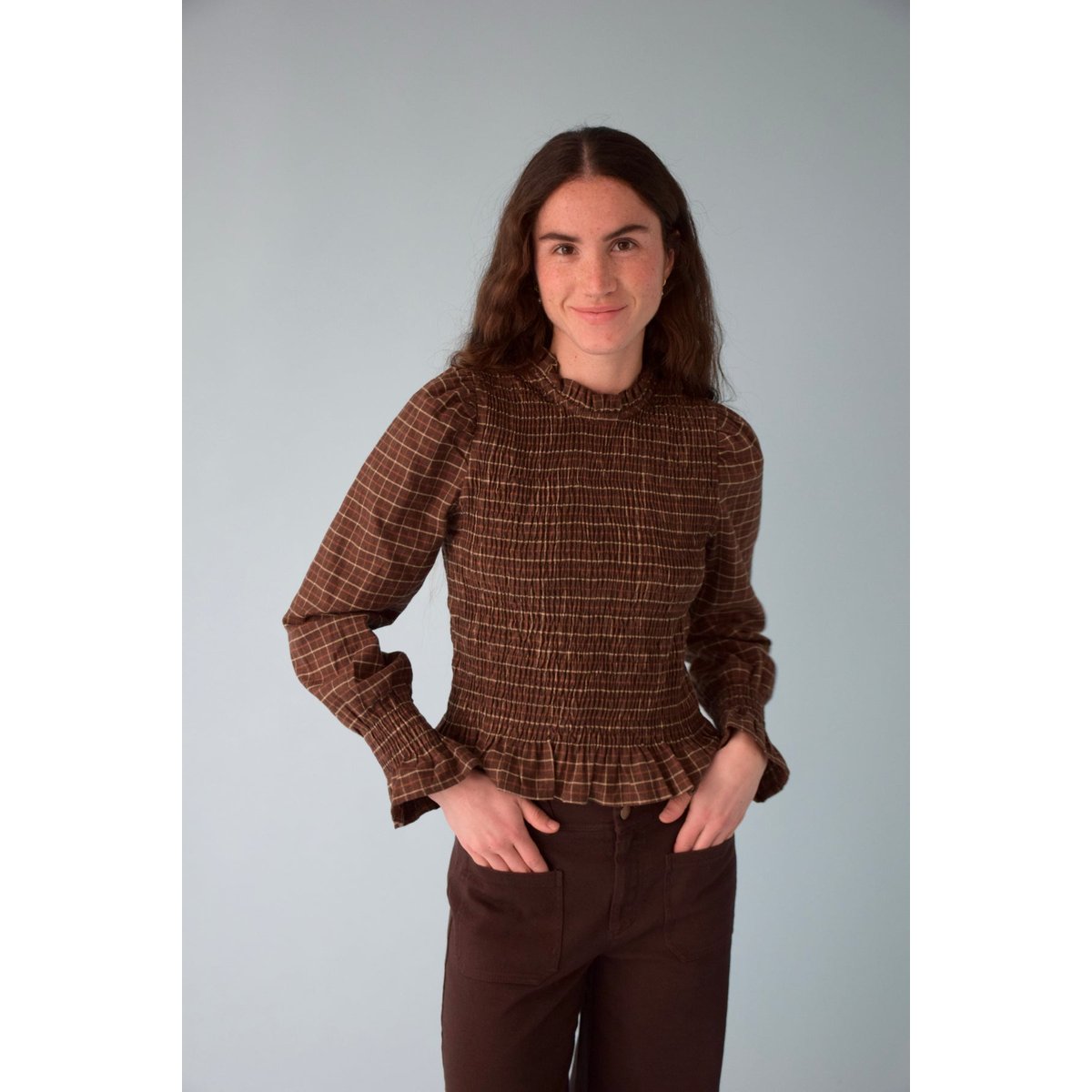 Blouse smockée carreaux CHÍA marron, MINDTRAVELER
