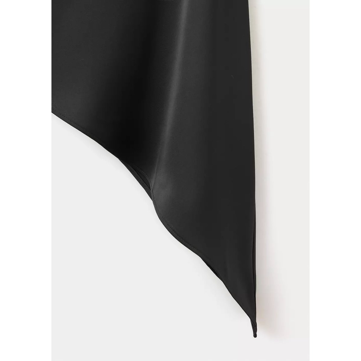 Top lingerie dentelle asymétrique noir, MANGO