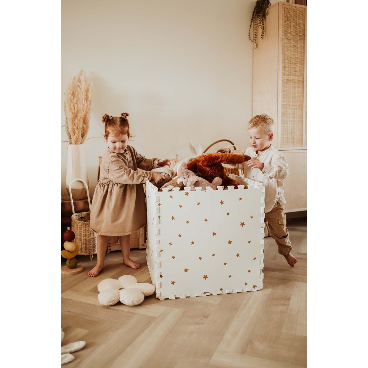 play&go - tapis puzzel, boîte de rangement & mini maison - treehouse multicolor, PLAY ET GO