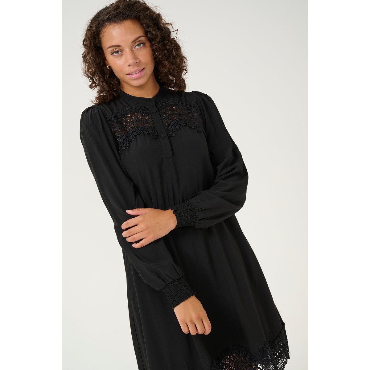 Dress noir, CULTURE