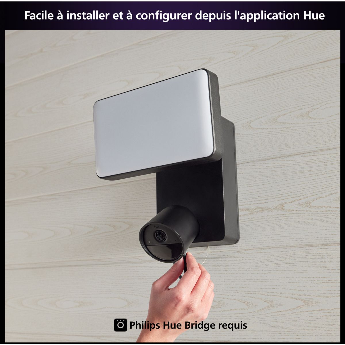 Caméra de surveillance HUE Secure 1080p Floodlight filaire couleur unique, PHILIPS HUE