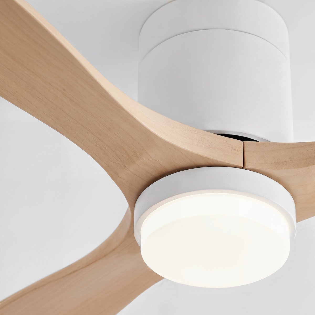 Sweiss FLOW22 - Ventilateur de plafond avec LED, 6 vitesses, Bois clair bois clair, SWEISS