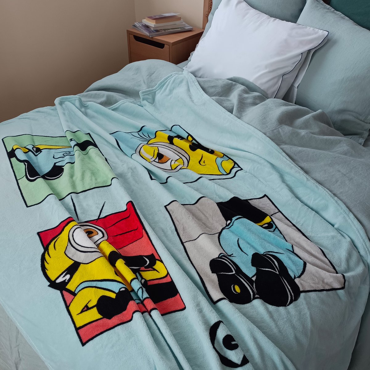 Plaid polaire imprimé, OUPS bleu, LES MINIONS