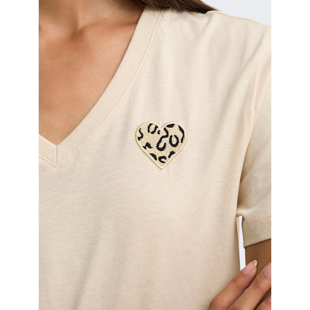 Tee shirt col v manches courtes ecru, ONLY