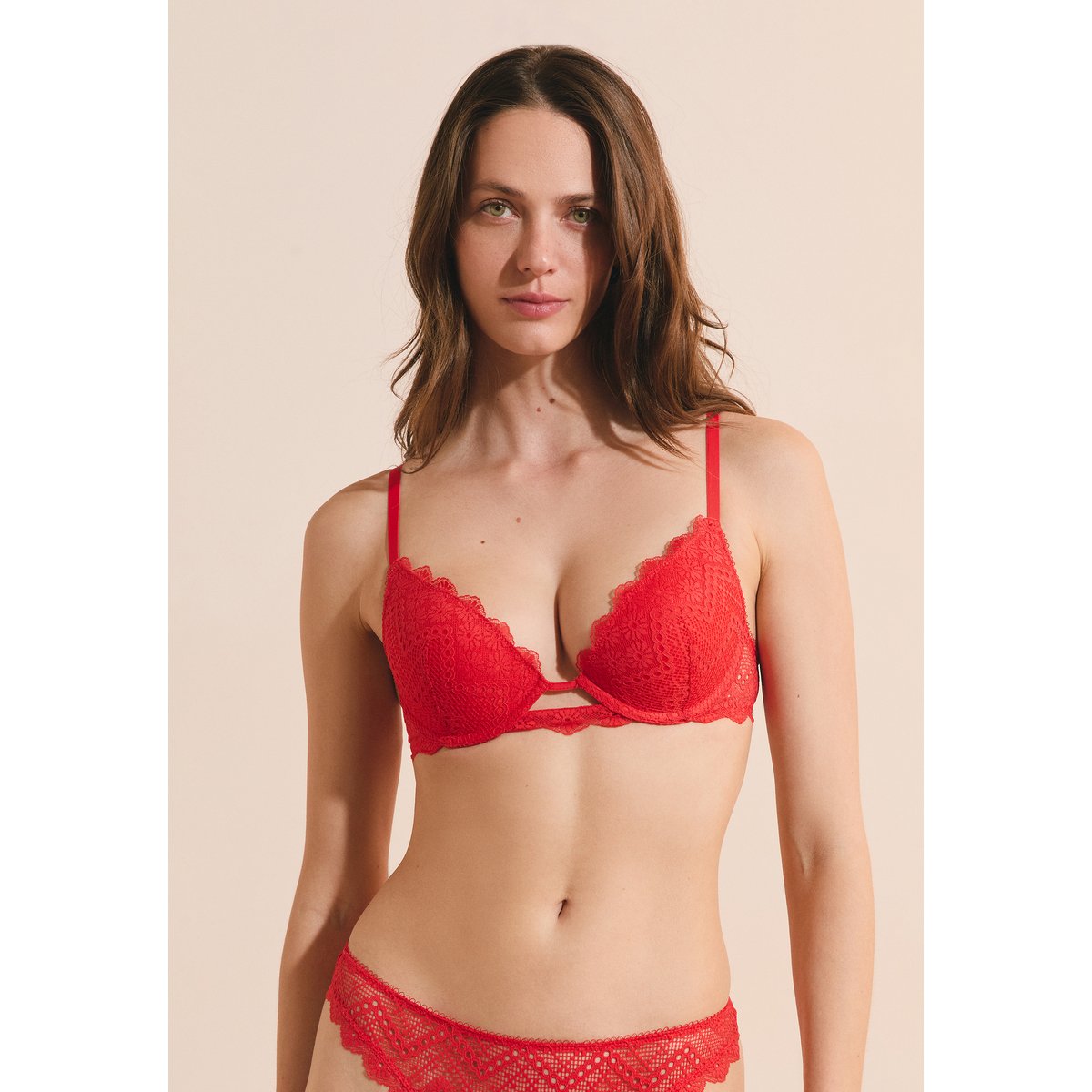Soutien-gorge N.2 - Le push-up plongeant en dentelle ECLIPSE rouge, ETAM