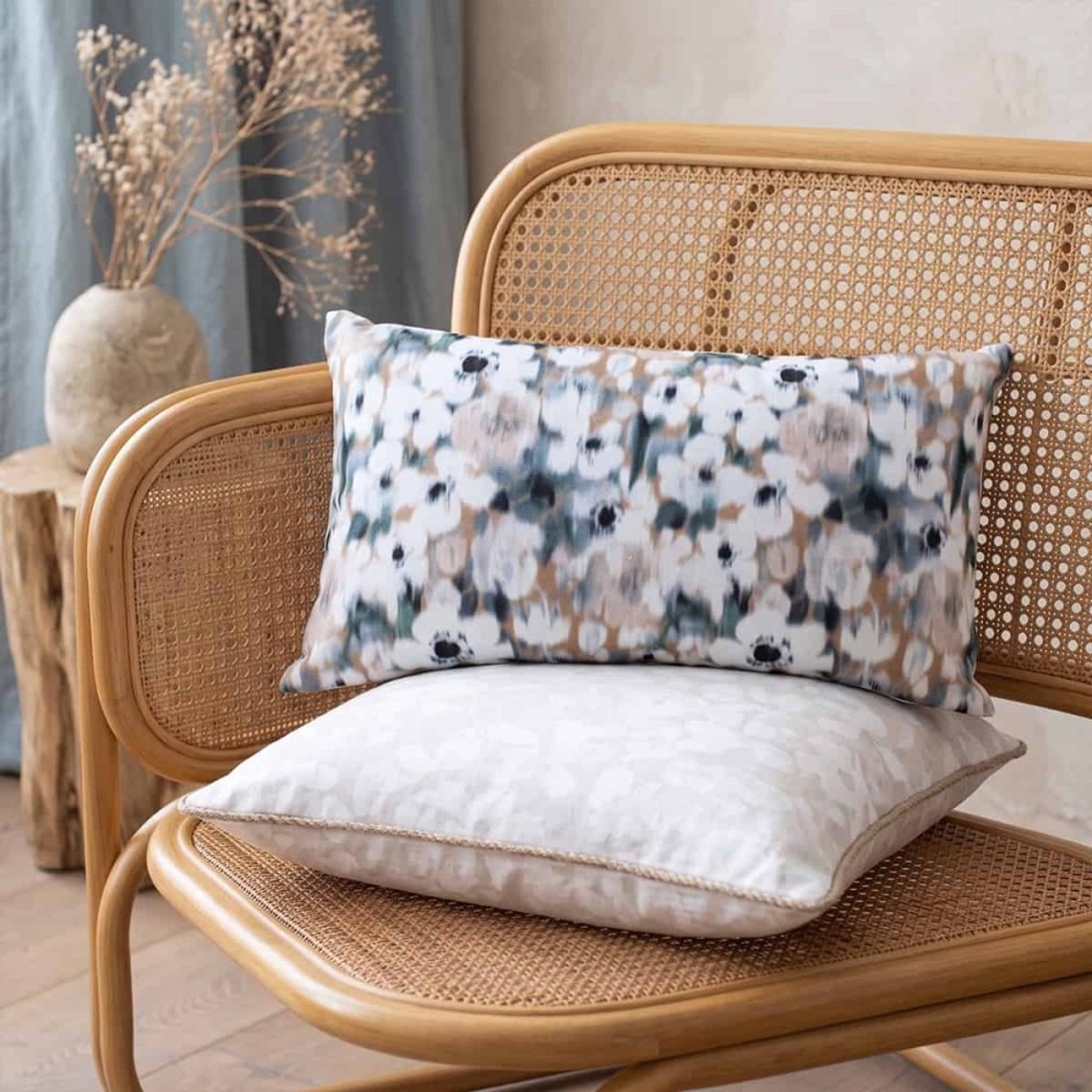 Coussin fleuri avec jute 40x40cm beige, ORNAMI