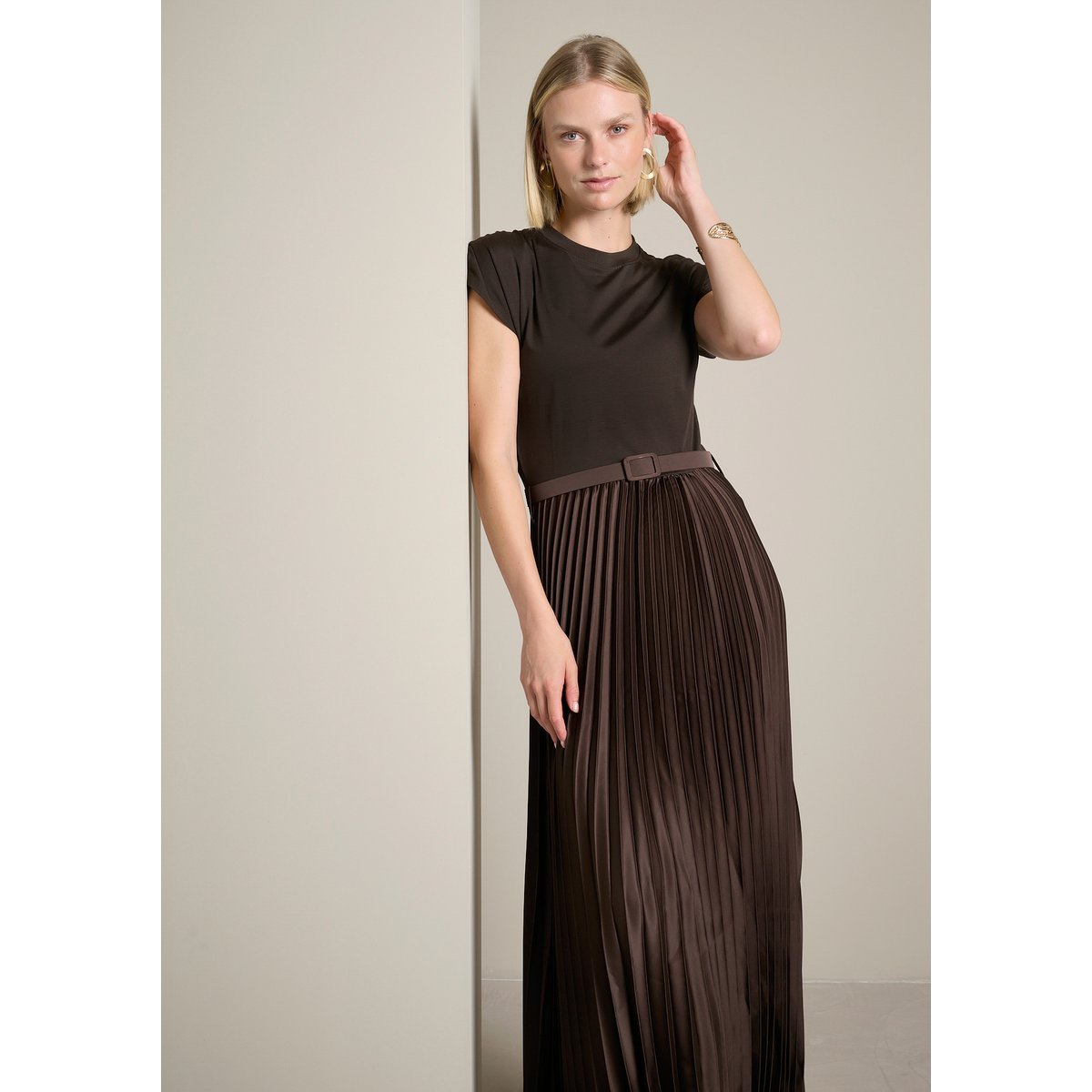 Robe midi plissée bimatière brun fonce chocolate, LOLALIZA
