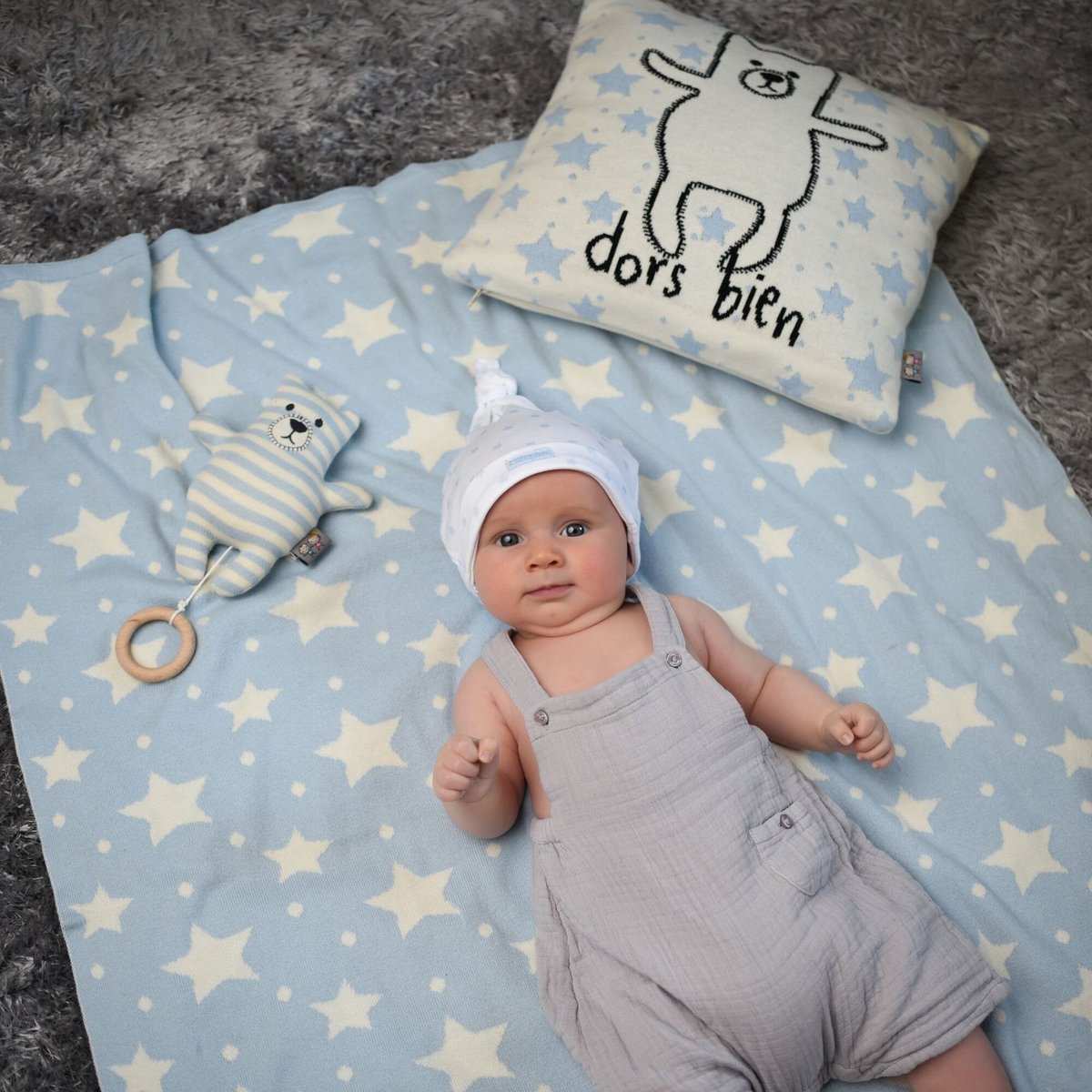 Veilleuse musicale en coton bio Ourson TRICOT bleu, SEVIRA KIDS