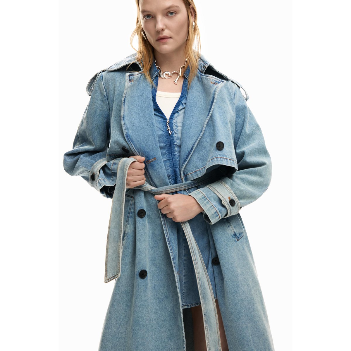Trench-coat en denim ceinture bleu, DESIGUAL
