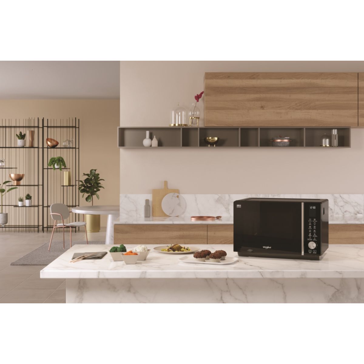 Micro ondes combiné MWF259B couleur unique, WHIRLPOOL