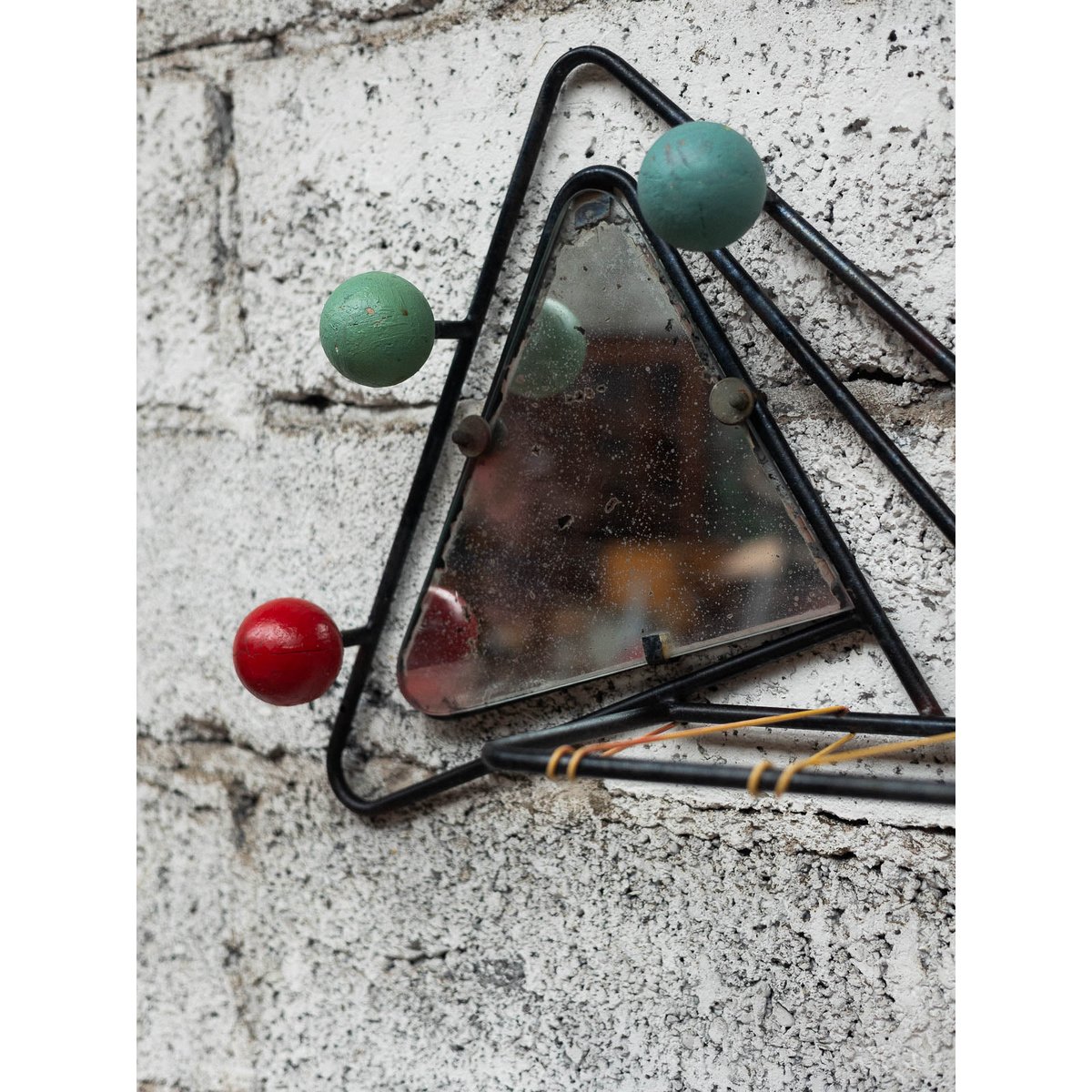Miroir triangulaire Igor N°1100 - Bon état noir, DEBONGOUT