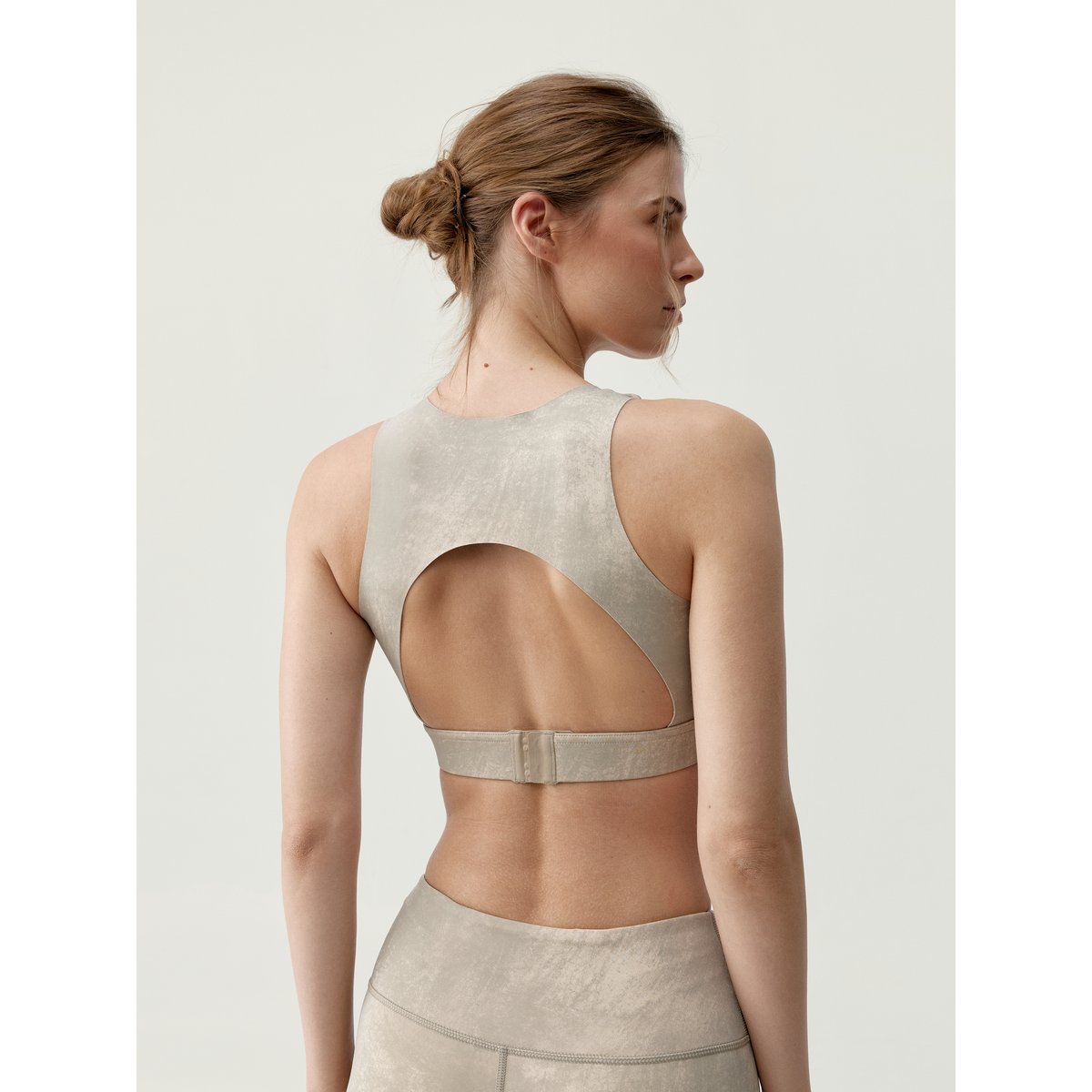 Brassière de sport femme Alaya Maintien élevé effet gainant beige biscuit, BORN