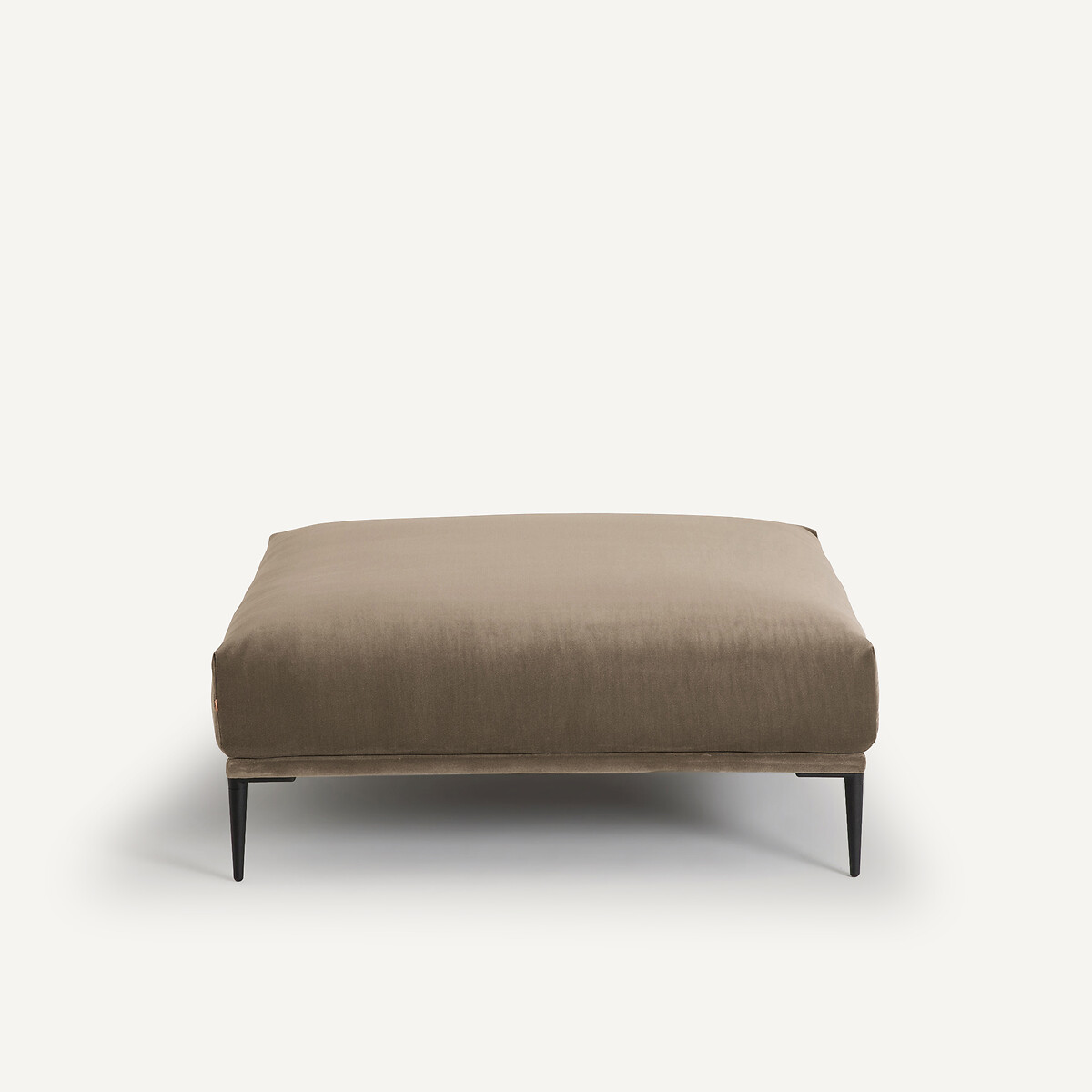 Repose-pied XL en velours, OSCAR beige cendré, AM.PM X EMMANUEL GALLINA