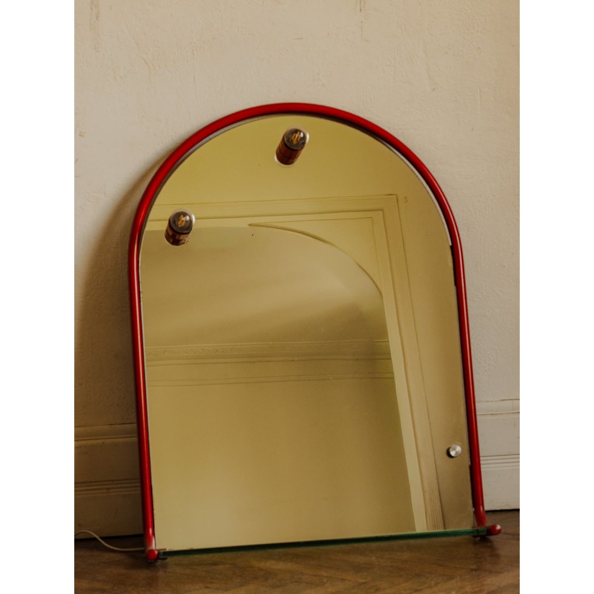 Miroir en métal rouge Igor N°1185 - Bon état rouge, DEBONGOUT