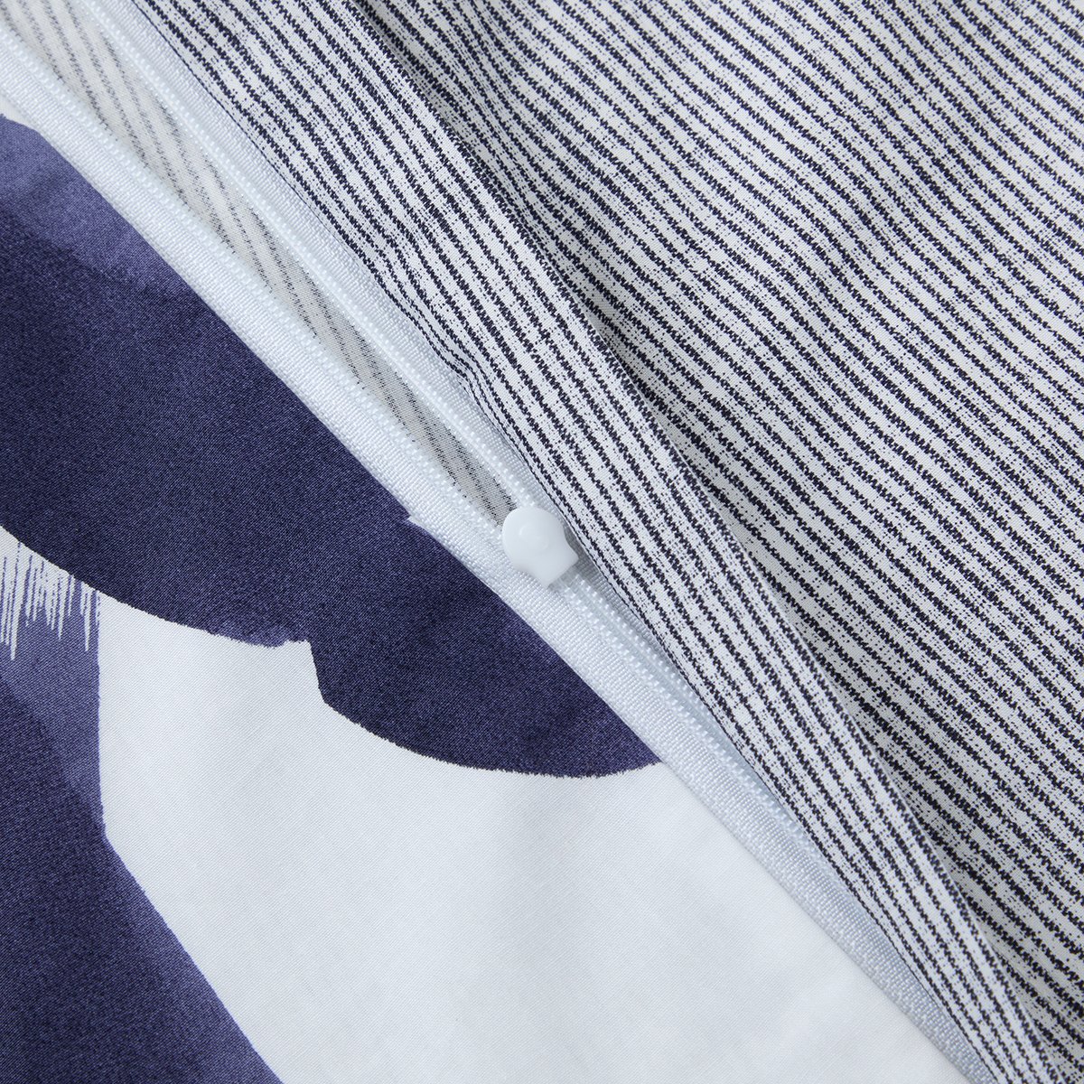 Housse de couette en percale de coton bleu, HEURE BLEUE a motif, DESFORGES