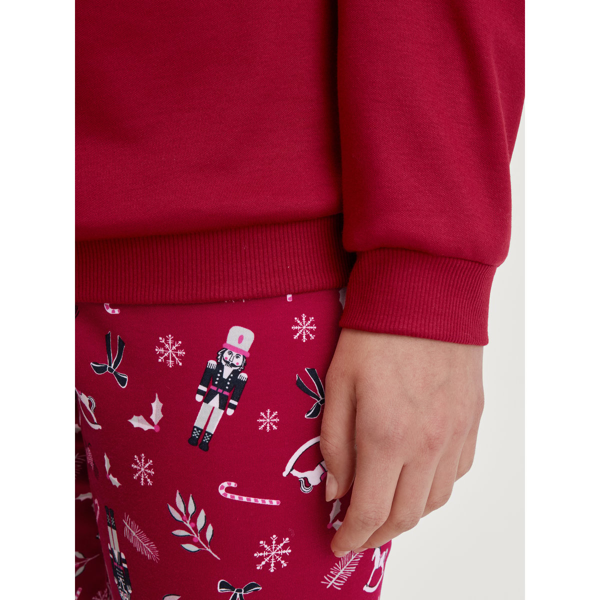 Pyjama avec bords élastiques manches longues Coton FAMILY & FRIENDS deep rouge, CALIDA