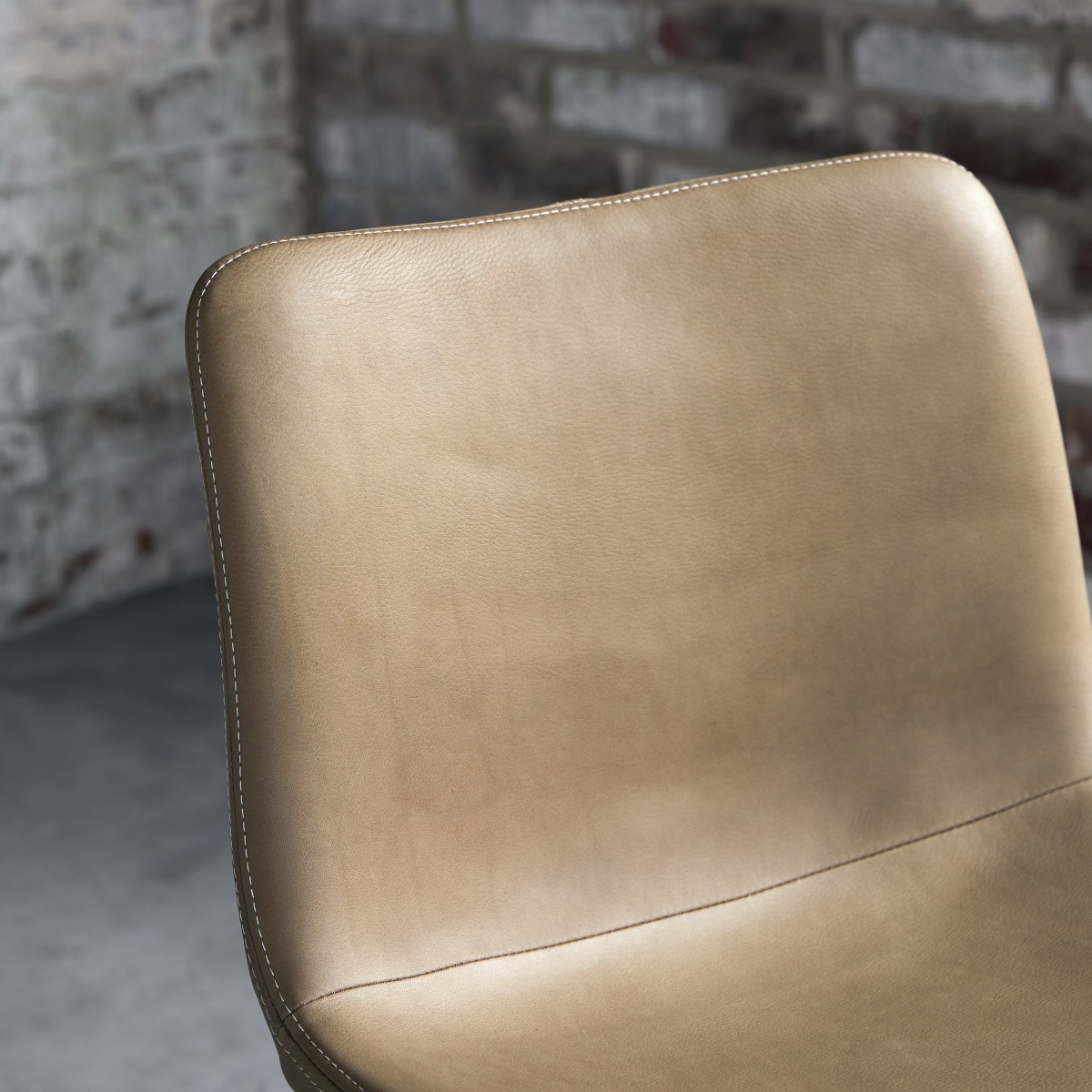 Chaise en Tissu massif, COCOON marron, TIKAMOON