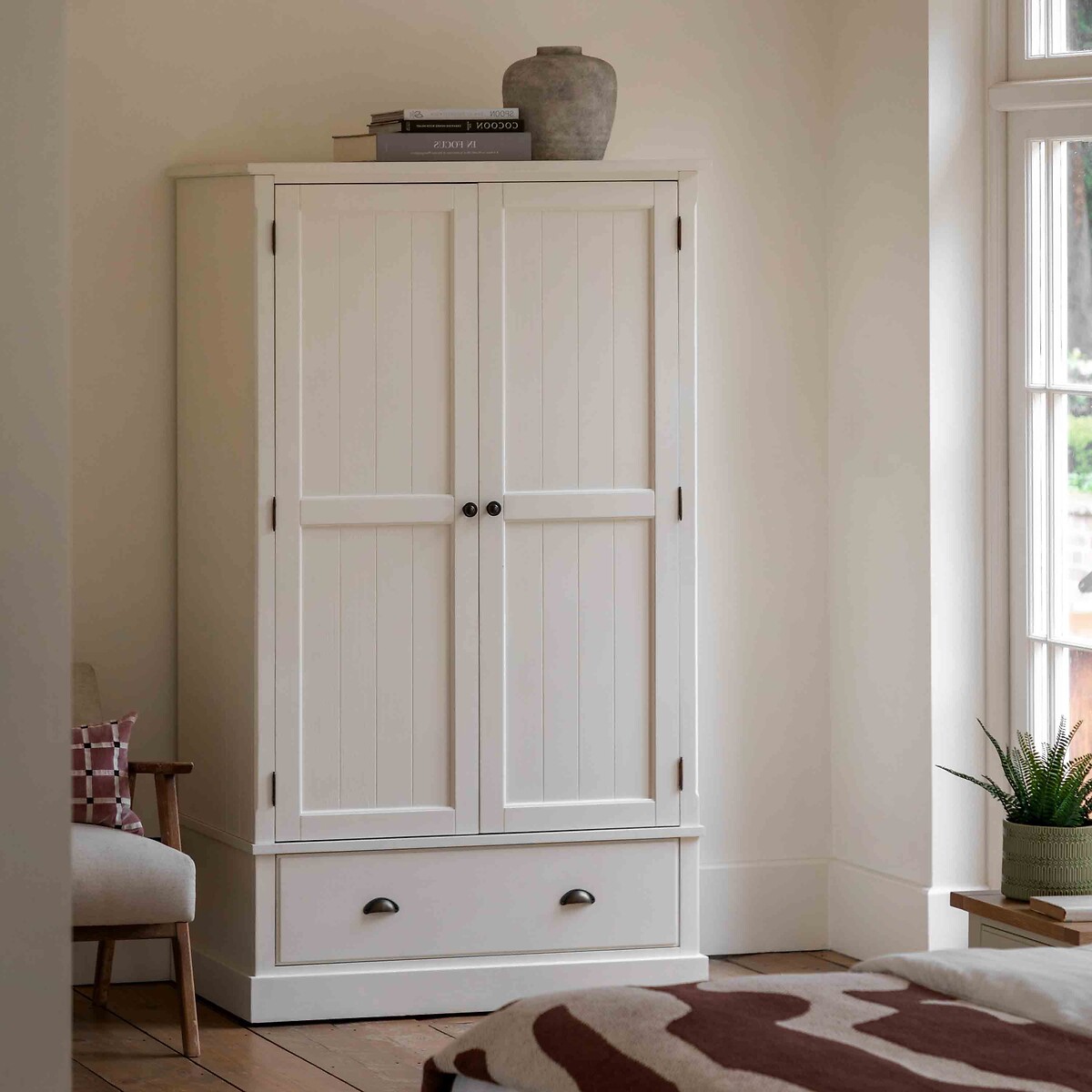 Ende 2-Door Wardrobe off-white, ÉDITÉ