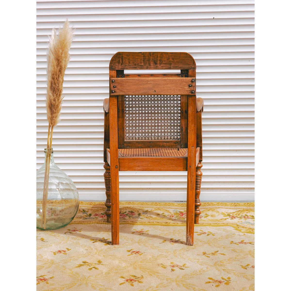 Fauteuil en bois et cannage Ernest N°1559 - Bon état bois clair, DEBONGOUT