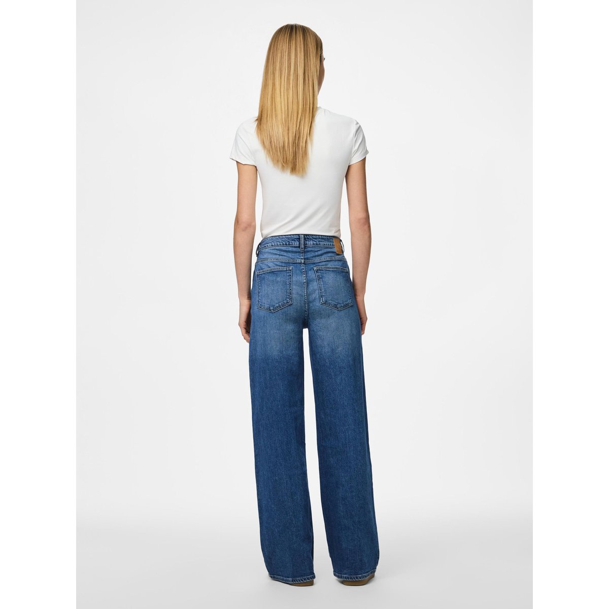 Jean À Coupe Ample medium blue denim, PIECES